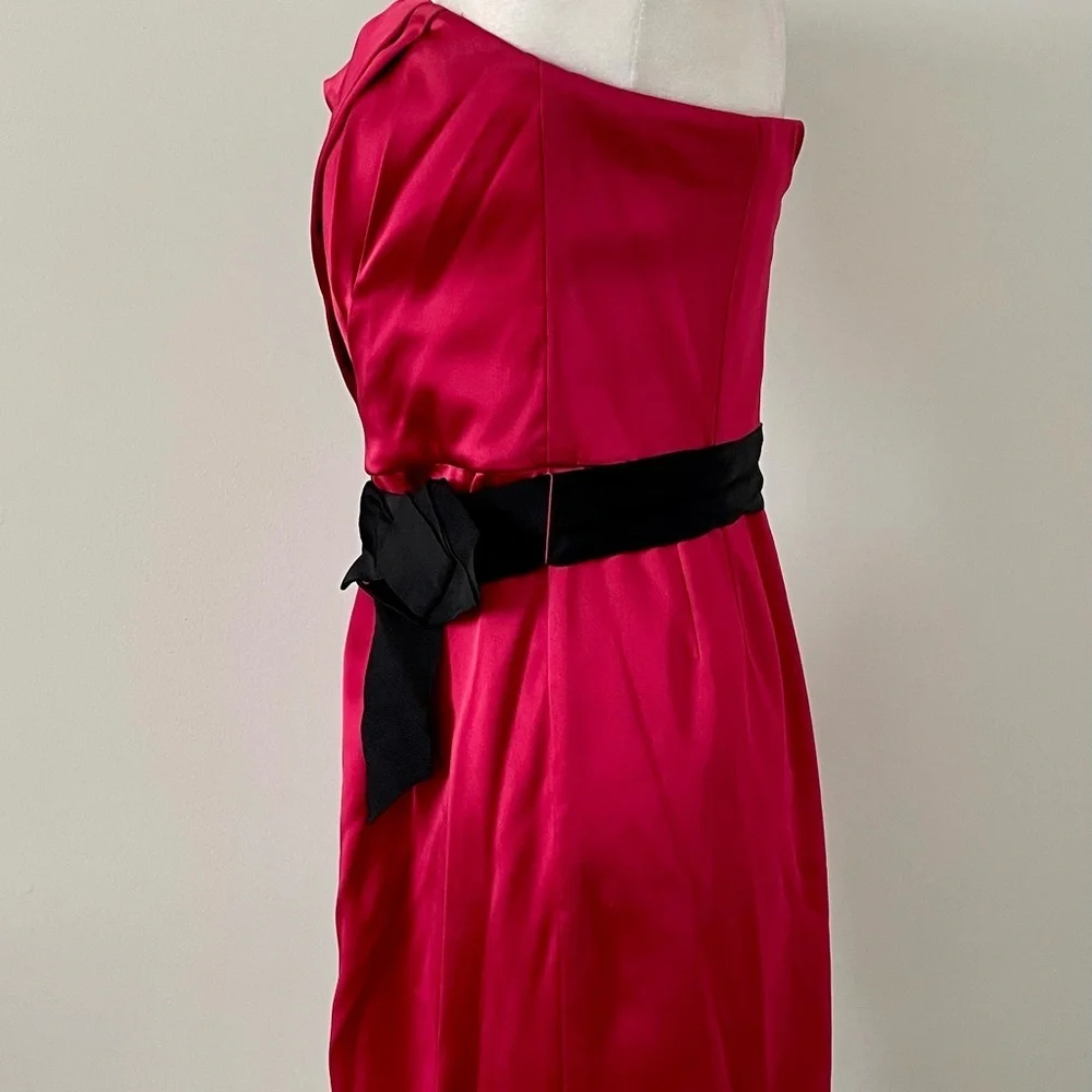 White House Black Market Strapless Dress - Picture 5 of 7